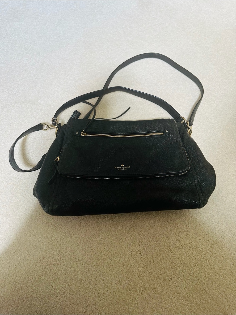 ⭐️kate spade Black Pebbled Leather Shoulder Bag with Front Zip